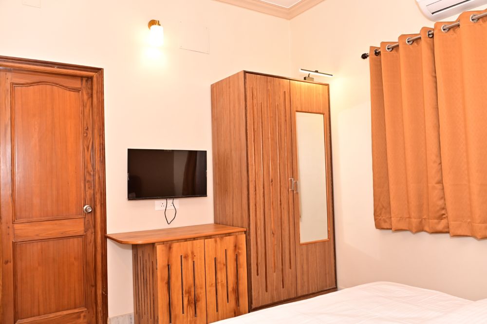 Shridham Home Stay
