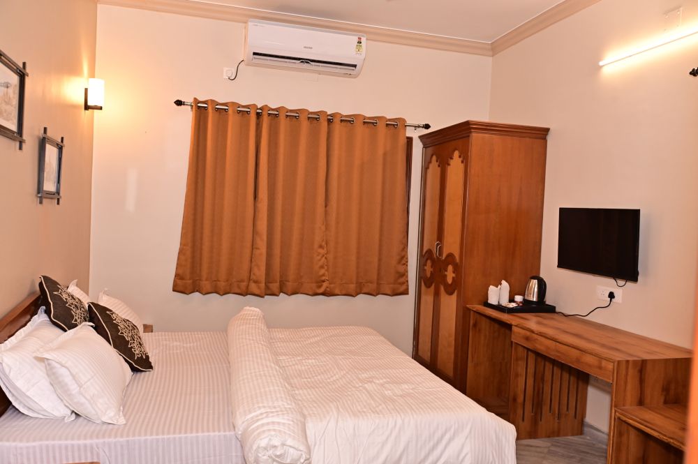 Shridham Home Stay