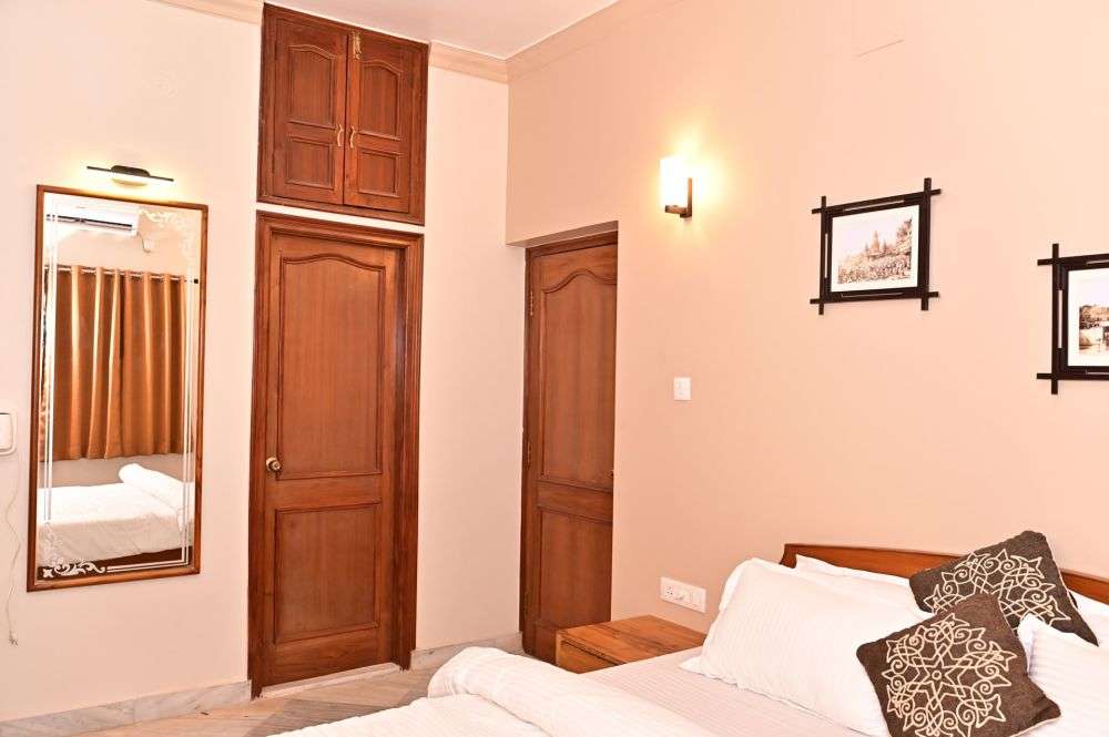 Shridham Homestay